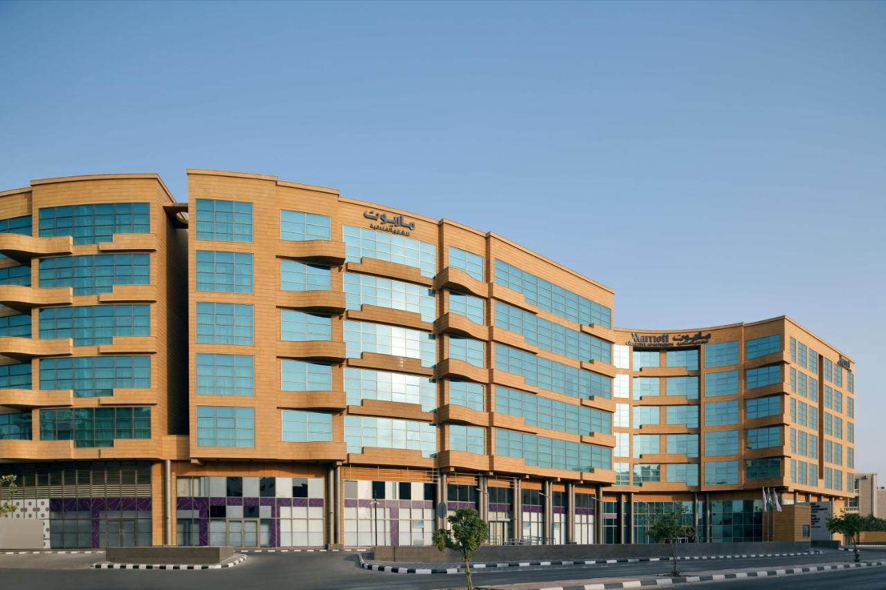 Marriott Executive Apartments アル・コバール エクステリア 写真 Al-Khor Hospital